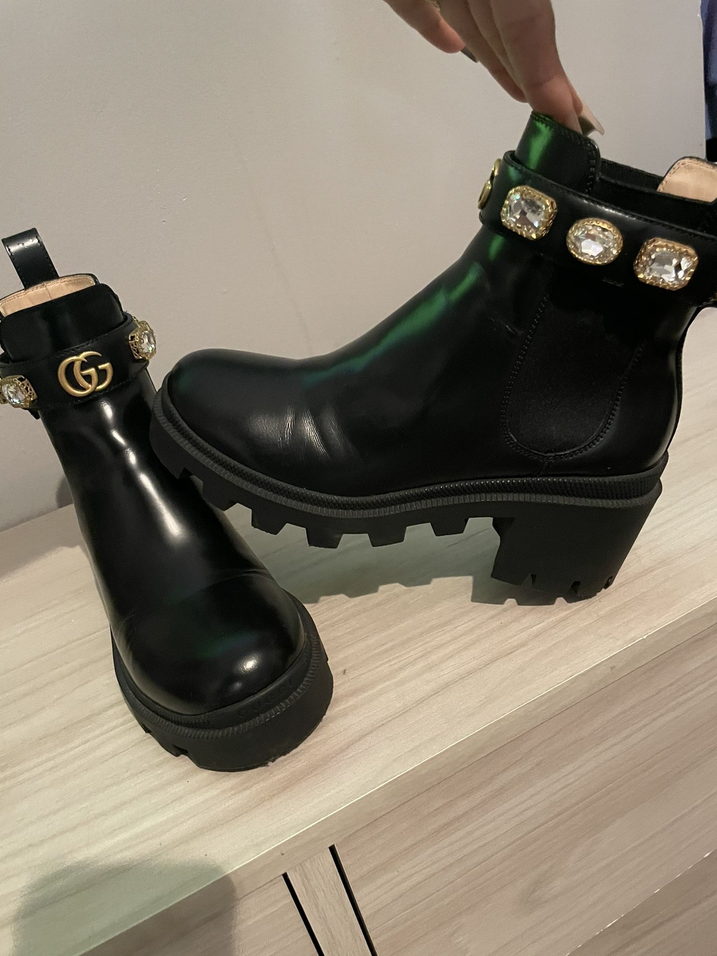 Authentic Women’s black Leather Gucci Boots