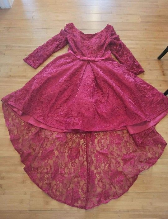 Brand new Elegant long Seelves high low lace beaded evening dress have red and blue color $50 each 