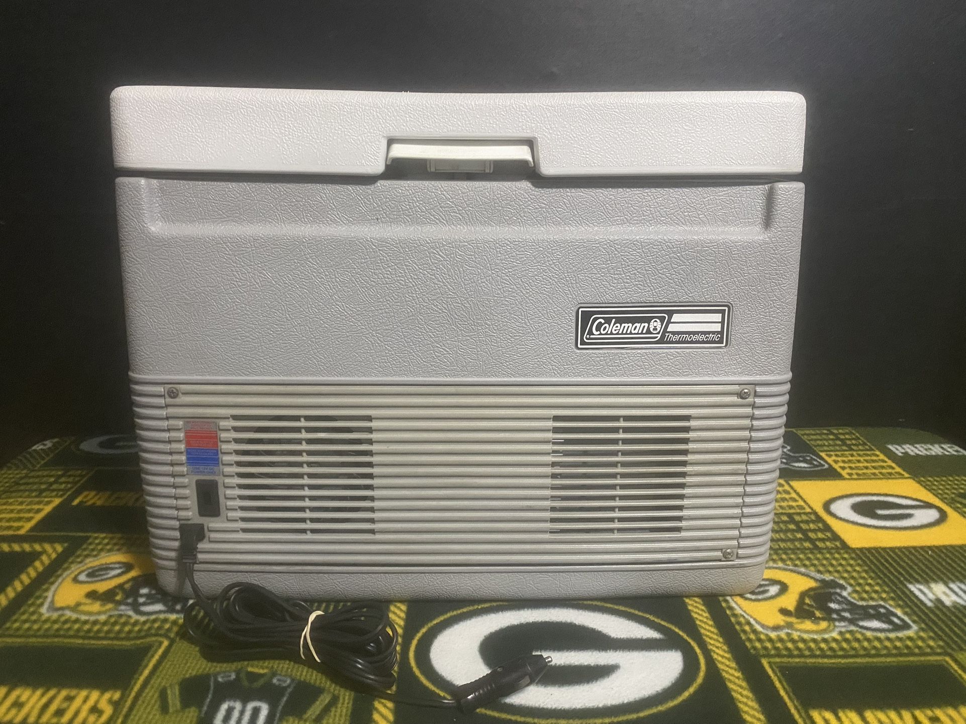 Coleman 5232 Thermo Refrigerator Car/RV Camper Cooler.