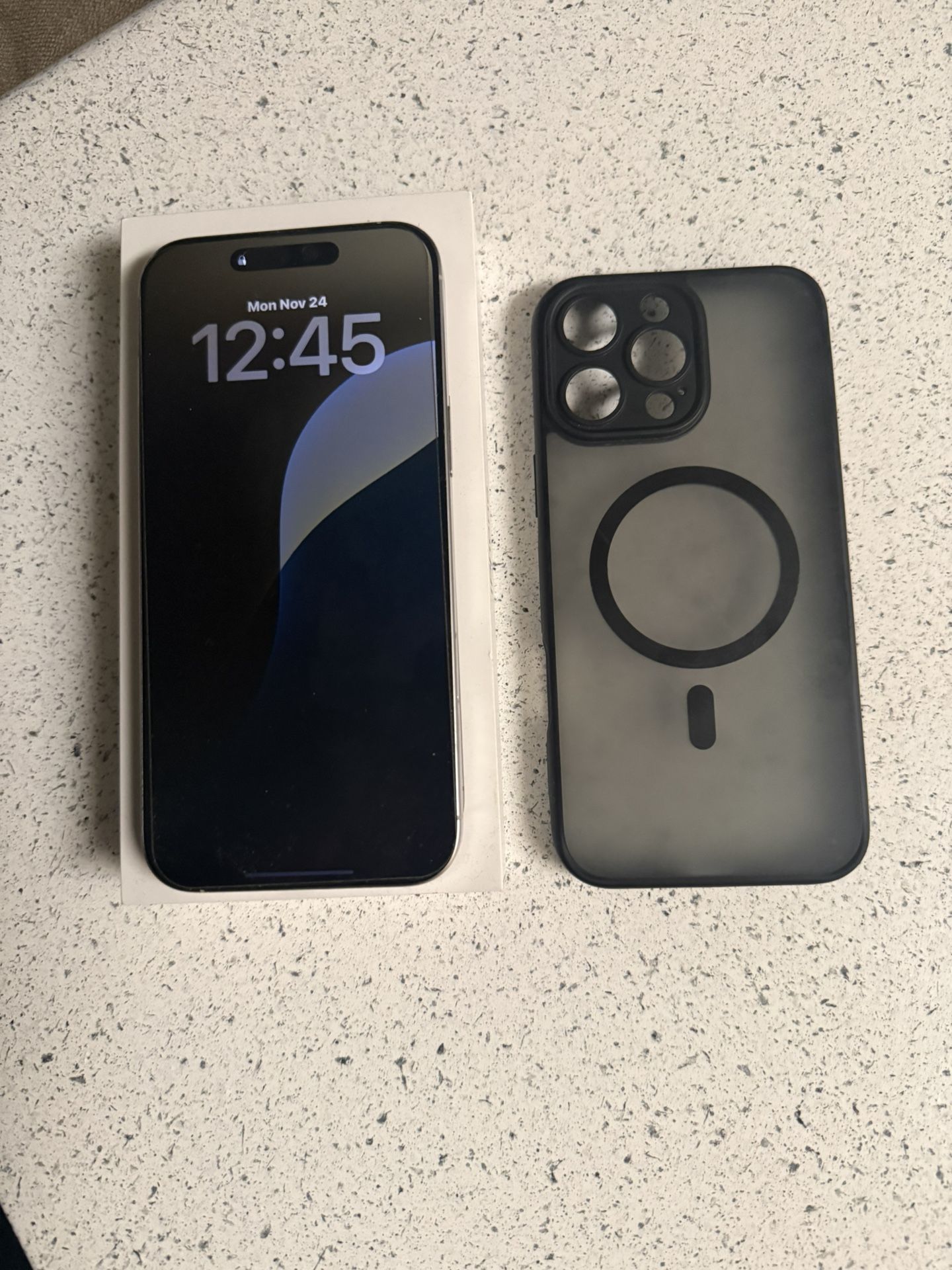 IPHONE 16 PRO MAX 256GB (WHITE) 