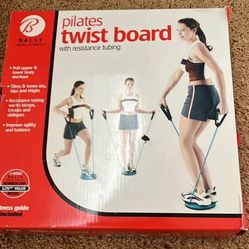 Bally Total Fitness Pilates Twist Board