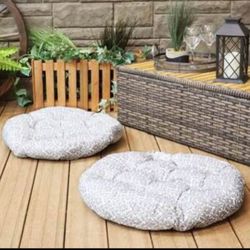 Sunnydaze Decor 22 in. × 22 in. Polyester Large Round Outdoor Floor Cushion in Gray Damask (Set of 2) 