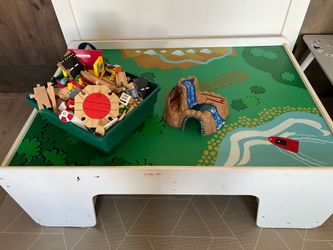 Train table and train accessories