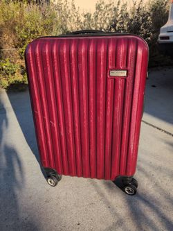 Ricardo Beverly Hills Hard Side Carry On Luggage Suitcase