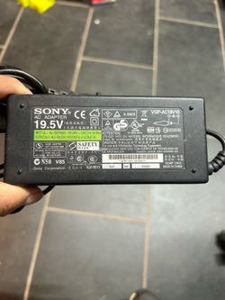 Sony Laptop AC Adapter