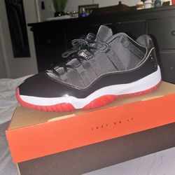 Jordan 11 Breds