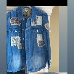 Denim jacket 