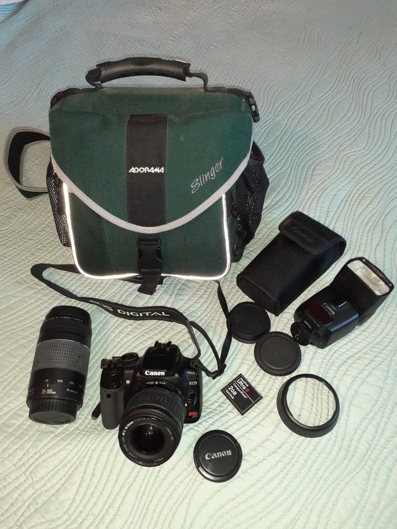Canon Rebel XTI 400D EOS DIGITAL CAMERA