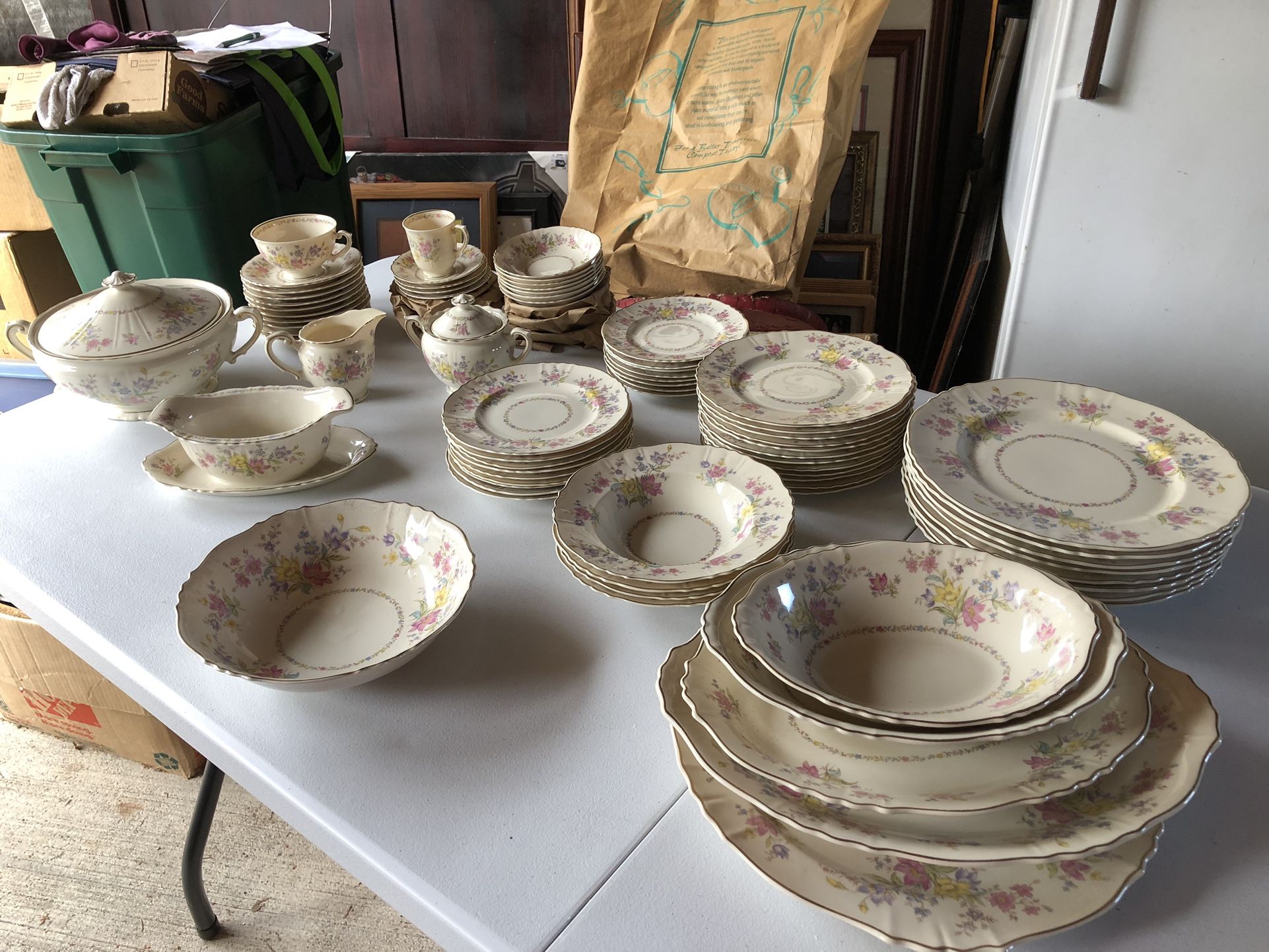 Federal Shape Syracuse China - Briarcliff