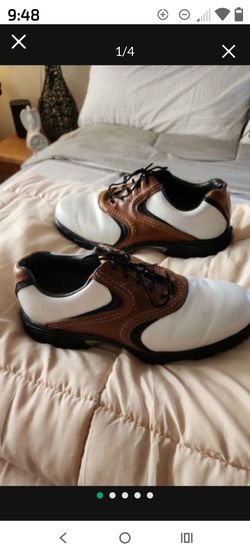 Like NEW FJ CONTOUR GOLF SHOES 9 W