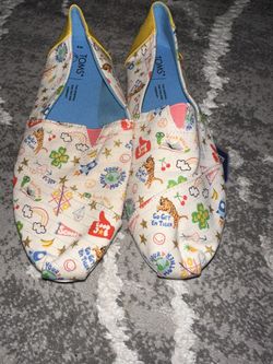 Toms Size 8 