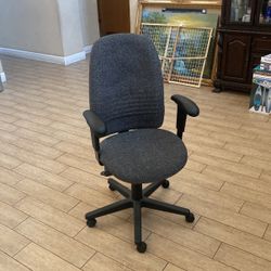 Office/gaming Chair Adjustable