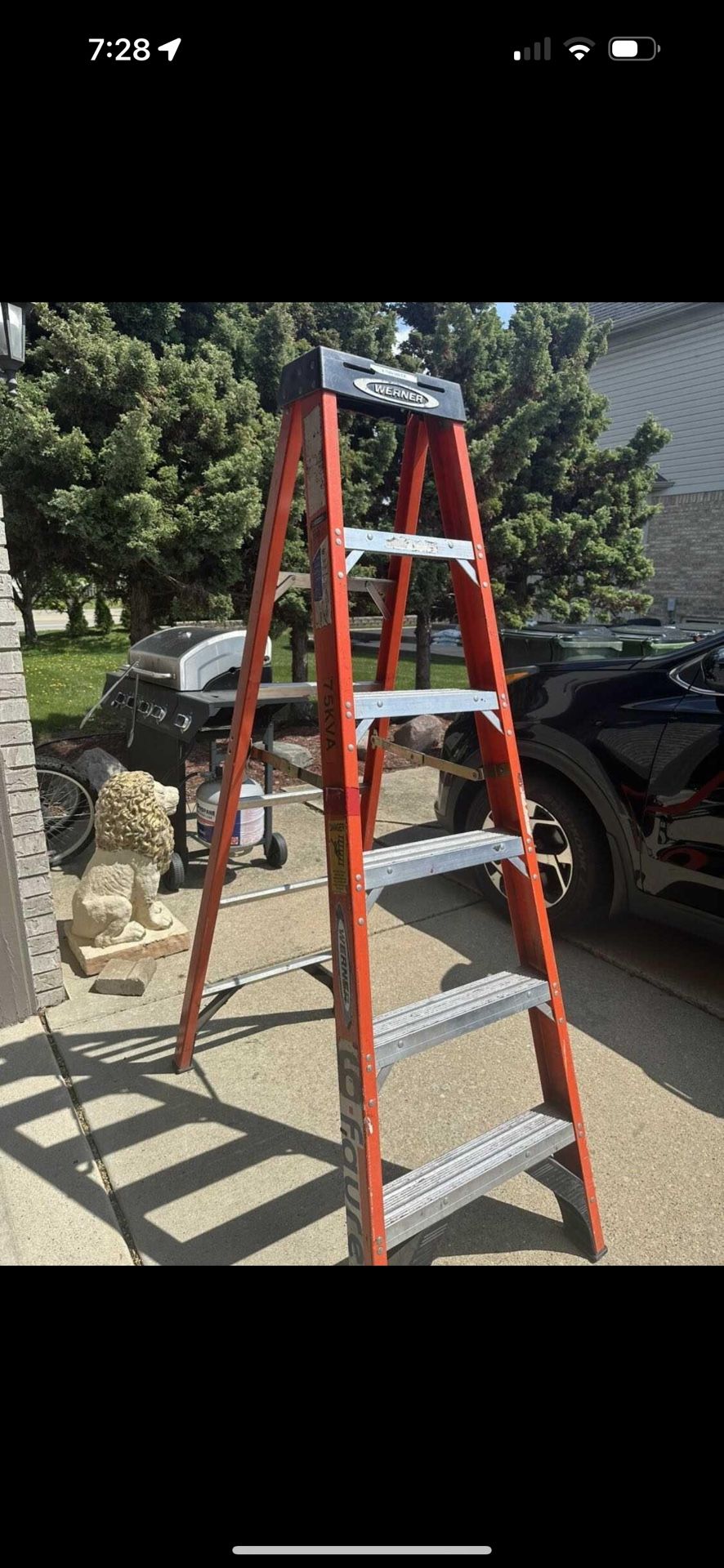 WERNER Stepladder: 6 ft Ladder Size