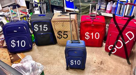 Luggages $5-$15 Dollars!!