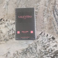 Valentino Born In Roma INTENSE 