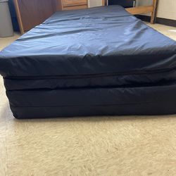 Multiple twin bed college dorm mattresses