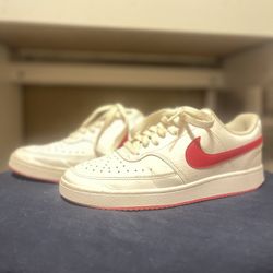 Nike Court Vision Low Womens Size 8