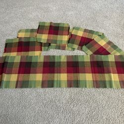 Set Of Table Runner And Placemats