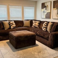 OM• $38 Initial • Brand New// Maddnes 3 Piece Sectional 