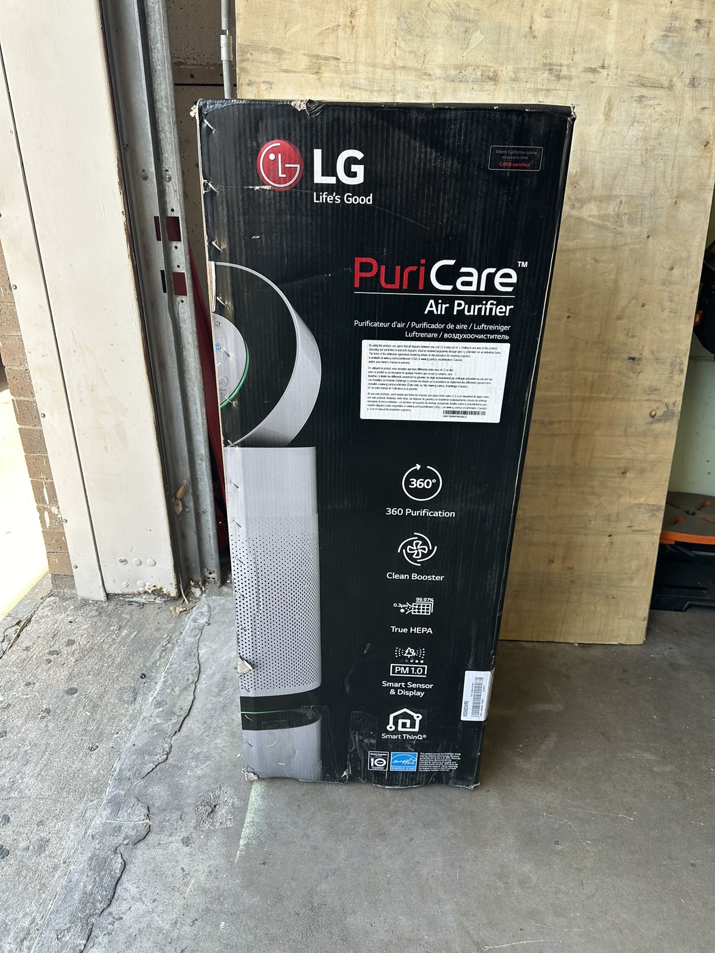 LG PuriCare 360° True HEPA Air Purifier Tower with Clean Booster and Odor Reduction in White