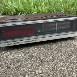 Vintage Wood Grain Realistic Chronomatic 244 AM/FM Radio Digital Alarm Clock