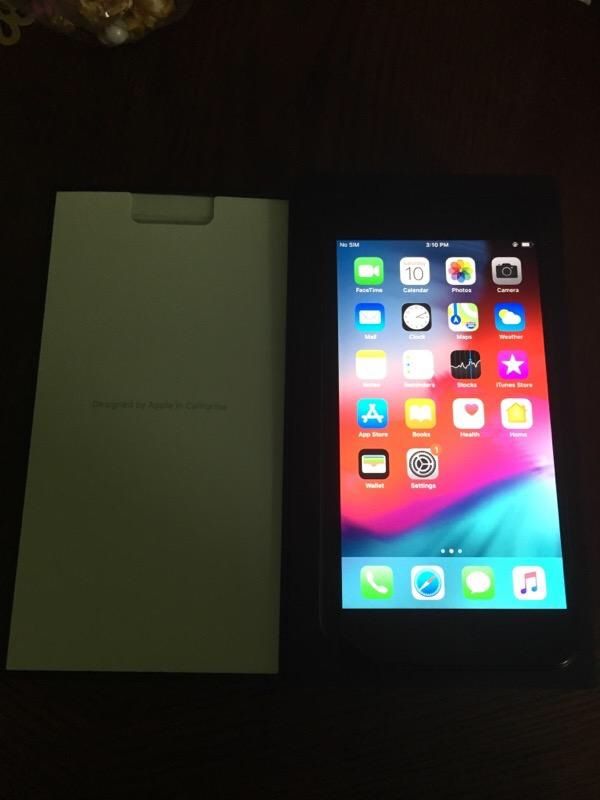 iPhone 7 Plus 128gb unlocked