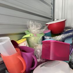 Tupper Ware 