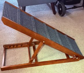 Adjustable Wooden Pet Ramp