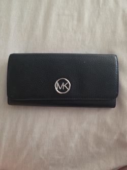 Michael Kors Pebbled Leather Wallet