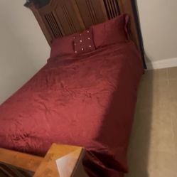Queen Bed 