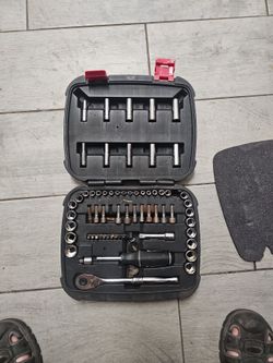 Husky 65 piece tool set