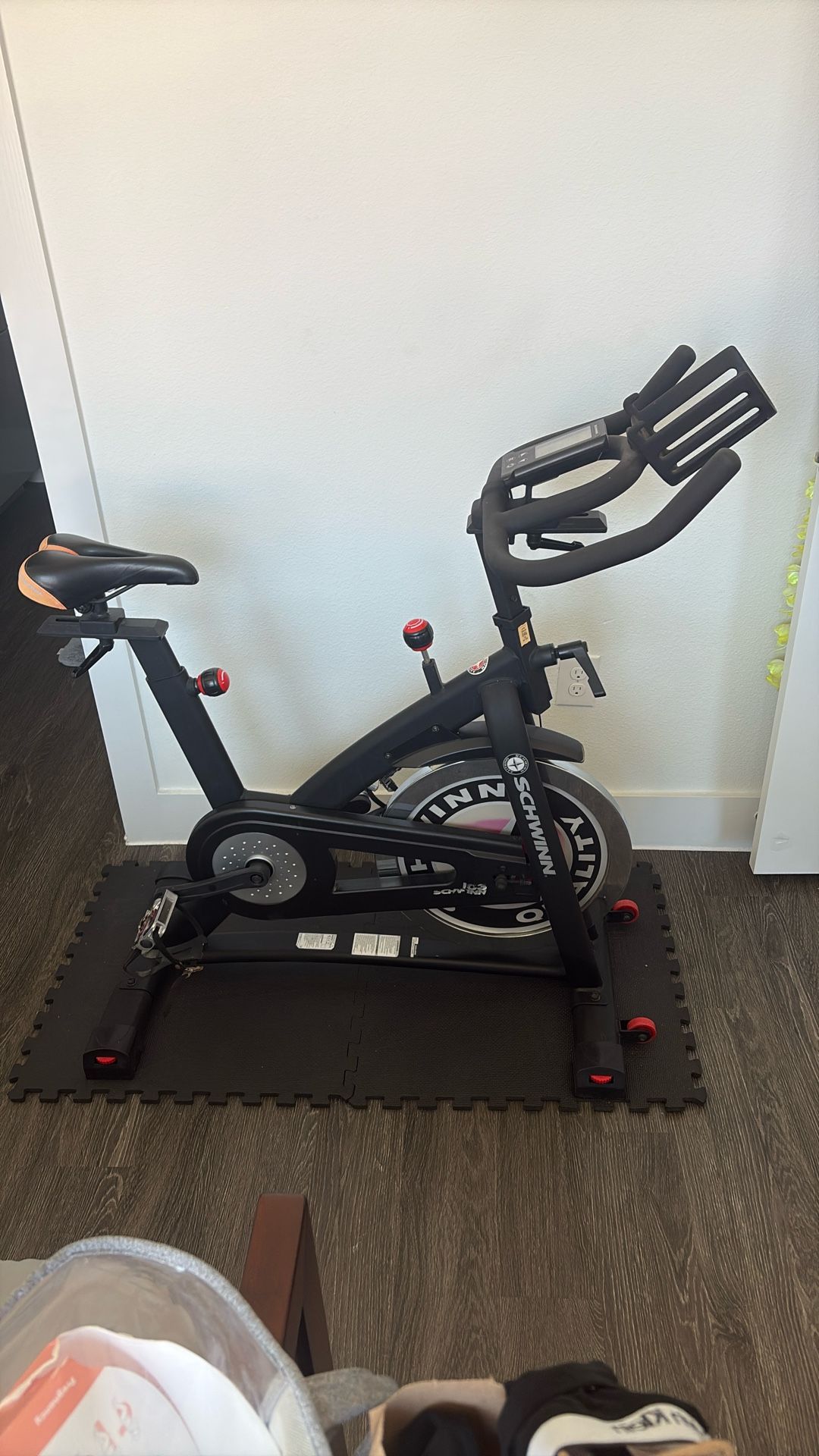 Schwinn Stationary Bike – Great Condition