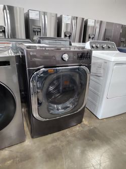 LG 9.0 cu. ft Mega Capacity Smart Wi-Fi Enabled Front Load Gas Dryer with TurboSteam and Built in Intelligence