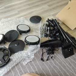 Alesis  Drums