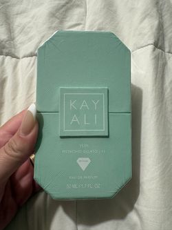 Kayali Yum Pistachio Gelato