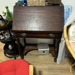 1930s Desk - Mahogany Or Walnut 