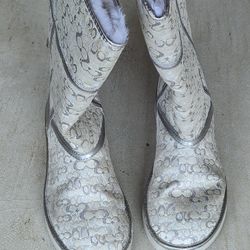 Coach Brand Size 6 boots Brand new