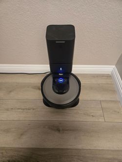 Roomba i8