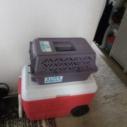 Dog Crate And Dog Bowls 