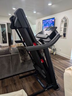 Pro-form treadmill black