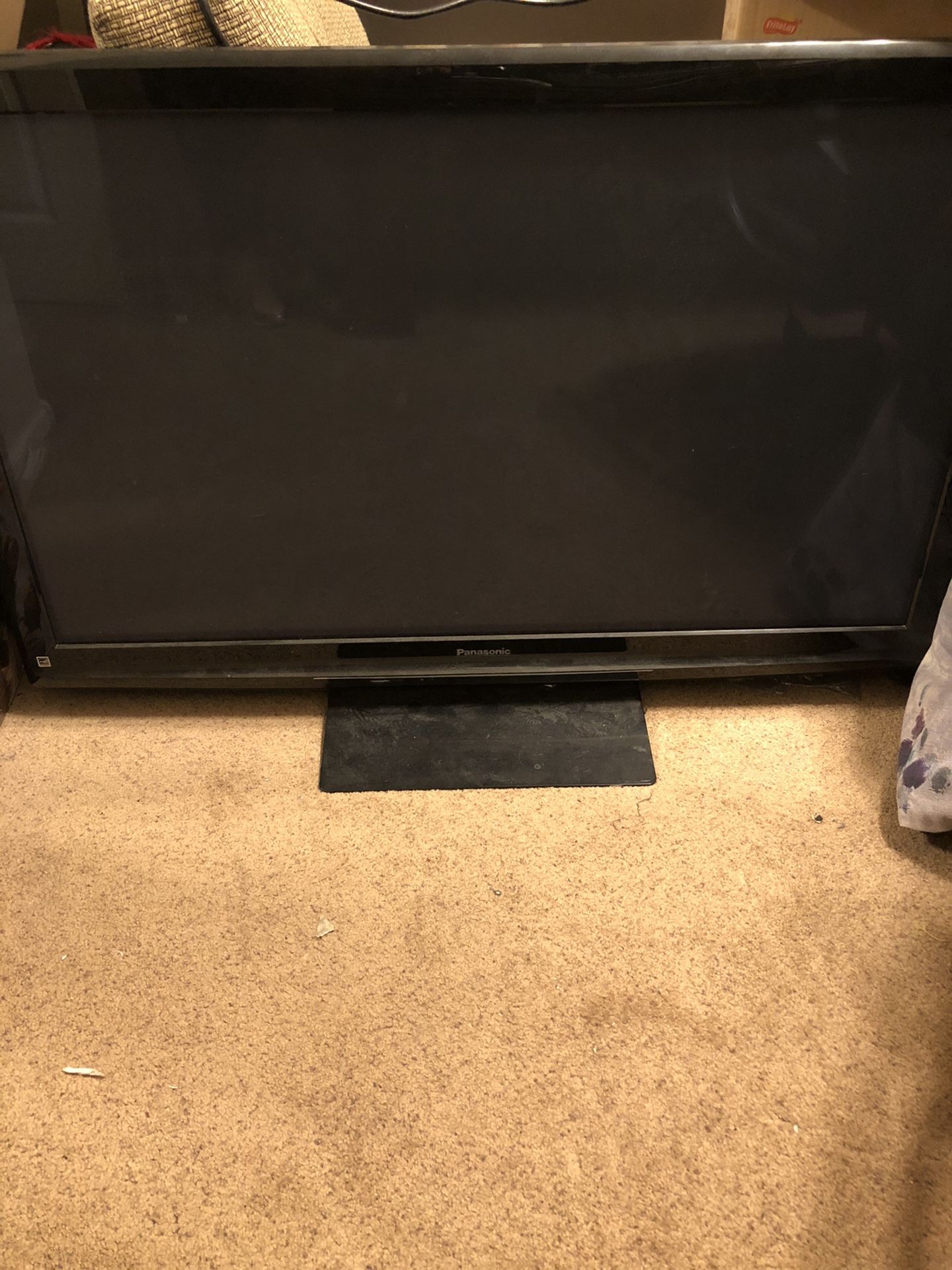 TV AND STAND COMBO