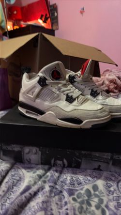 Jordan 4 shoes
