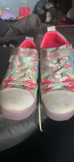 girls sketchers size 2