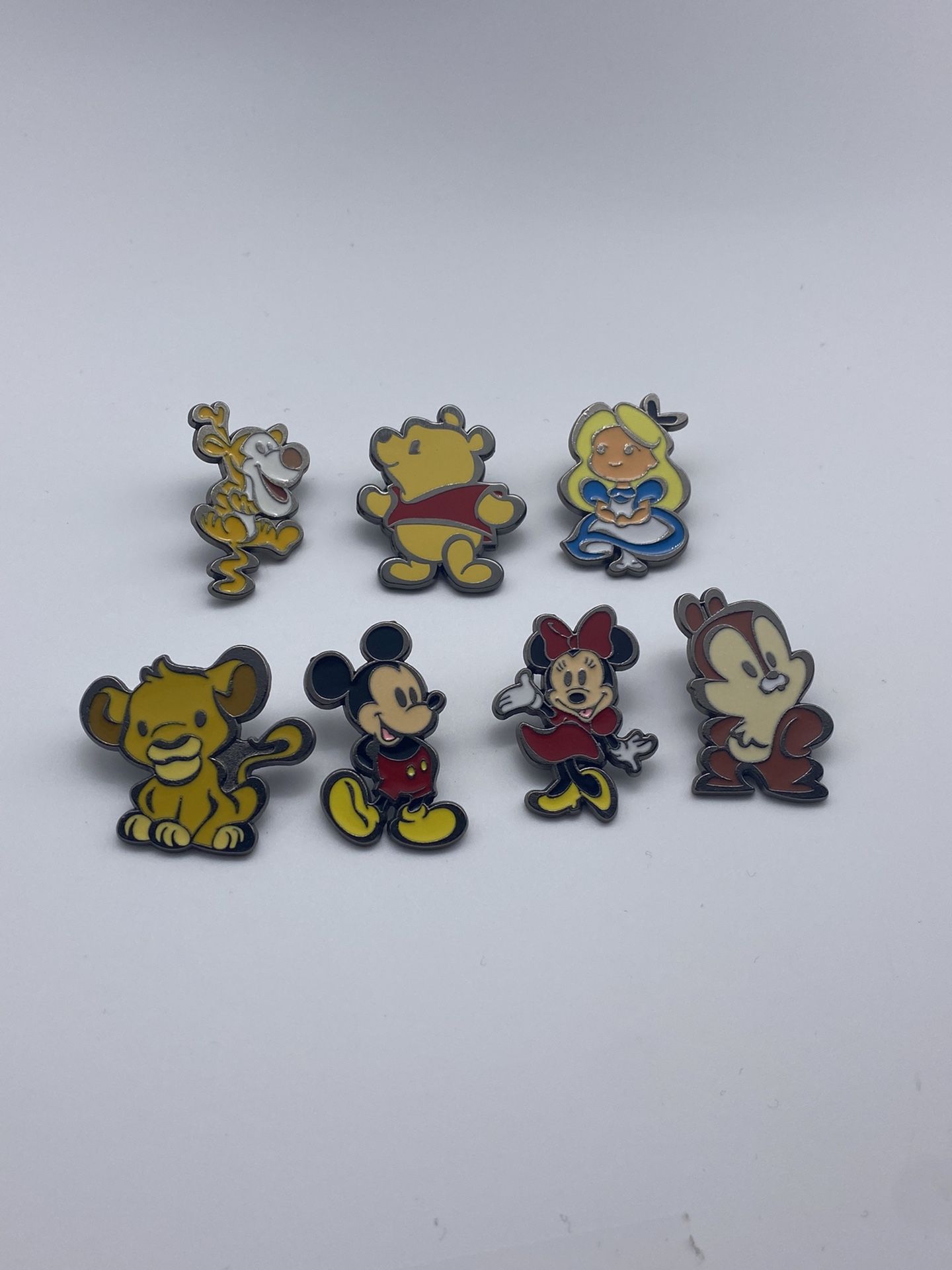 7 Disney Kawaii Mickey Mouse Tigger Simba Alice Disney Parks trading Pin Bundle