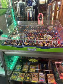 SQUINKEES STORE DISPLAY Brand new looks great