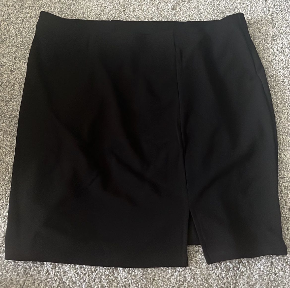 Black Pencil Skirt Juniors XL (15-17)