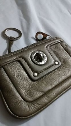 Loved & Used a couple of times Marc Jacobs Money Coin Zipper Wallet w/Key Chain 5 1/2 x 3 1/2 x1 Authentic