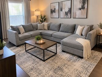 Beautiful Gray L-Shaped Sectional Sofa with Chaise – Pre-Owned