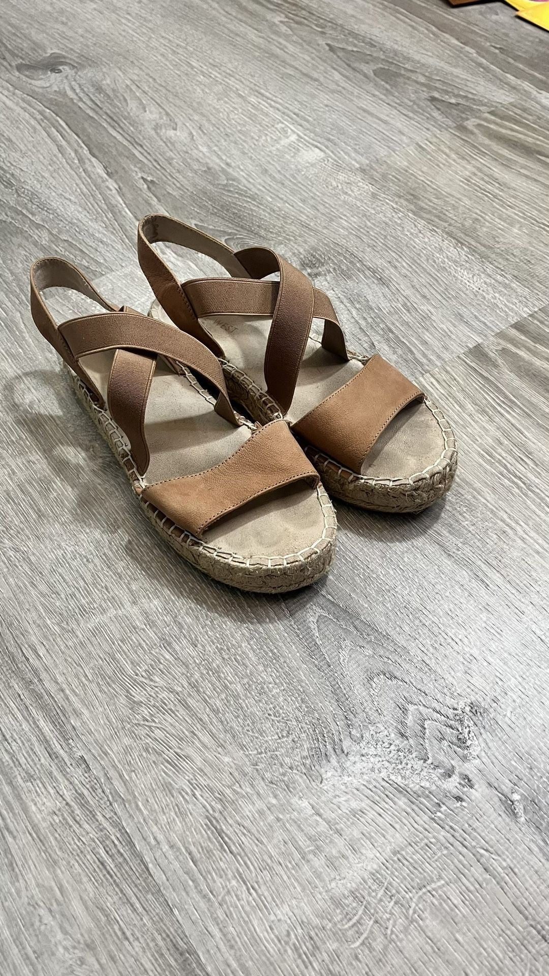 Nine West Womenβs 6.5 Orange Tan Espadrille Strappy Leather Sandals Flats Open Toe