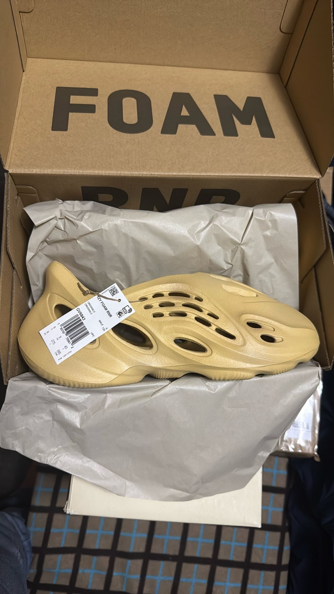 Yeezy Foam Runner Desert Sand Size 9